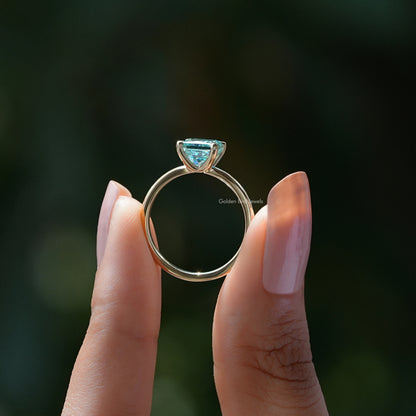 Cyan Blauer Princess Cut Moissanit Solitärring