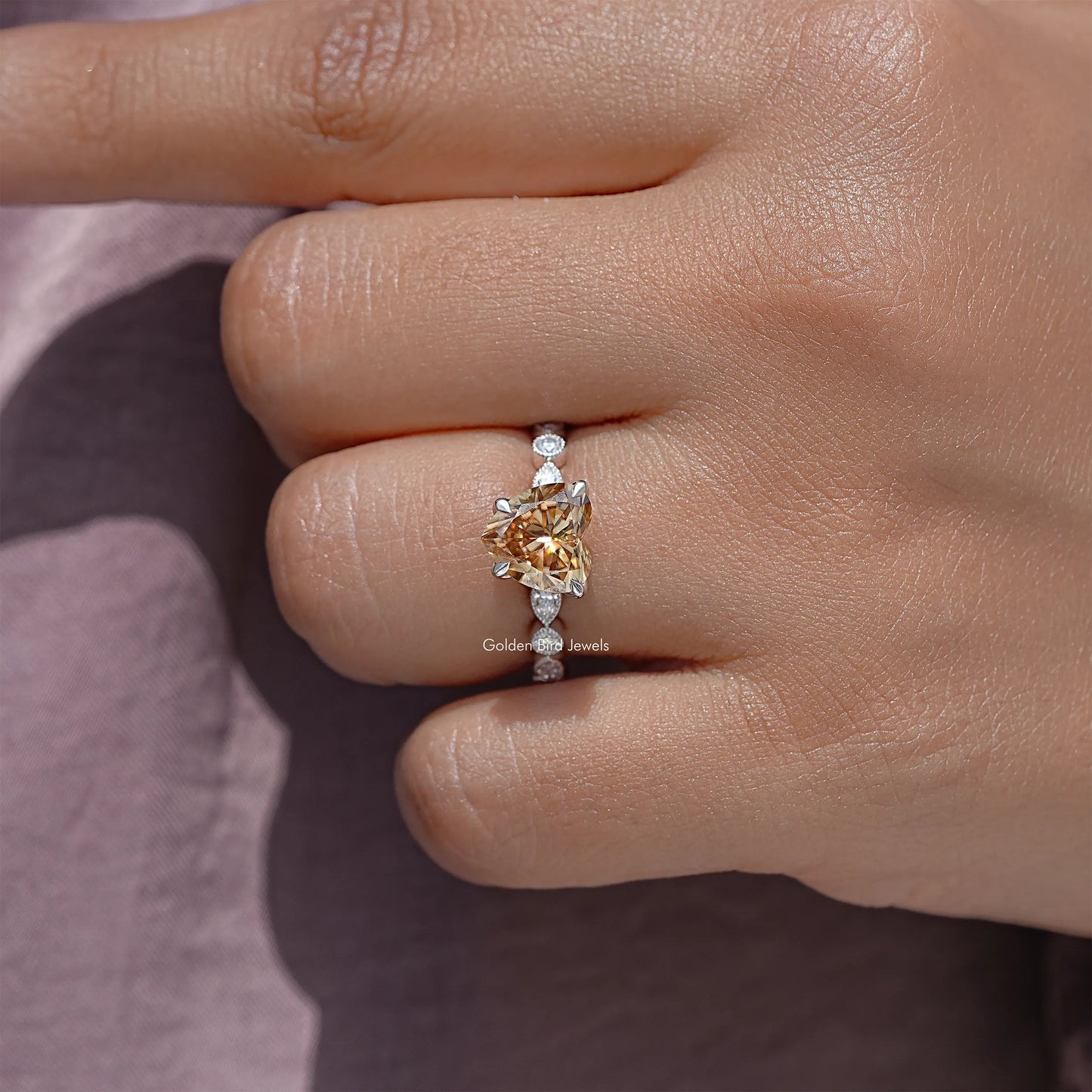 Heart Shape Moissanite Gemstone Wedding Ring