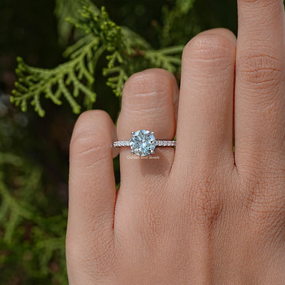 Round Cut Moissanite Gemstone Solitaire Accent Ring