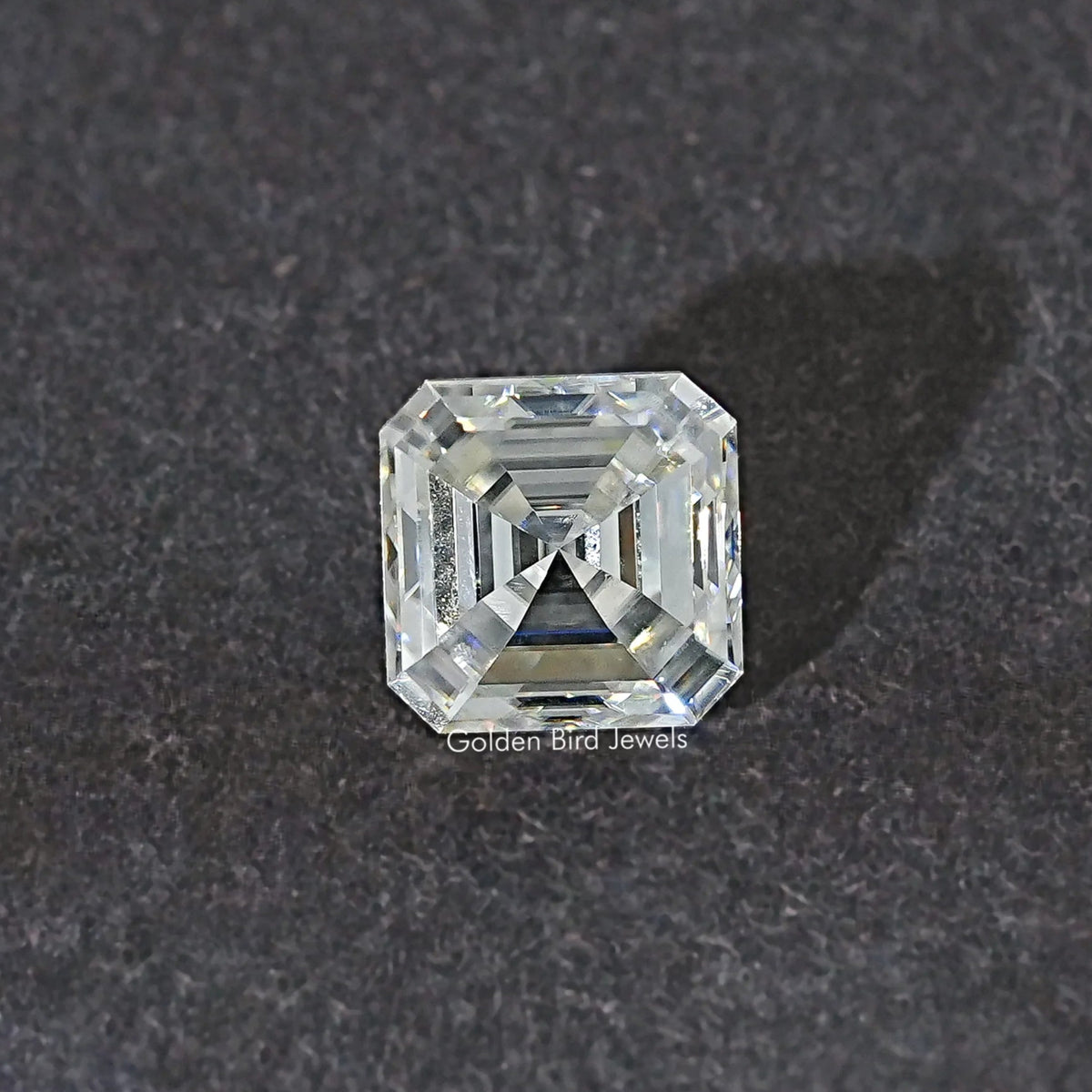 2,85 Karat Off White Asscher Moissanit loser Stein
