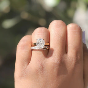 Cushion Cut Moissanite Bridal Ring Set In finger
