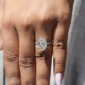 Oval Cut Moissanite Ring In finger