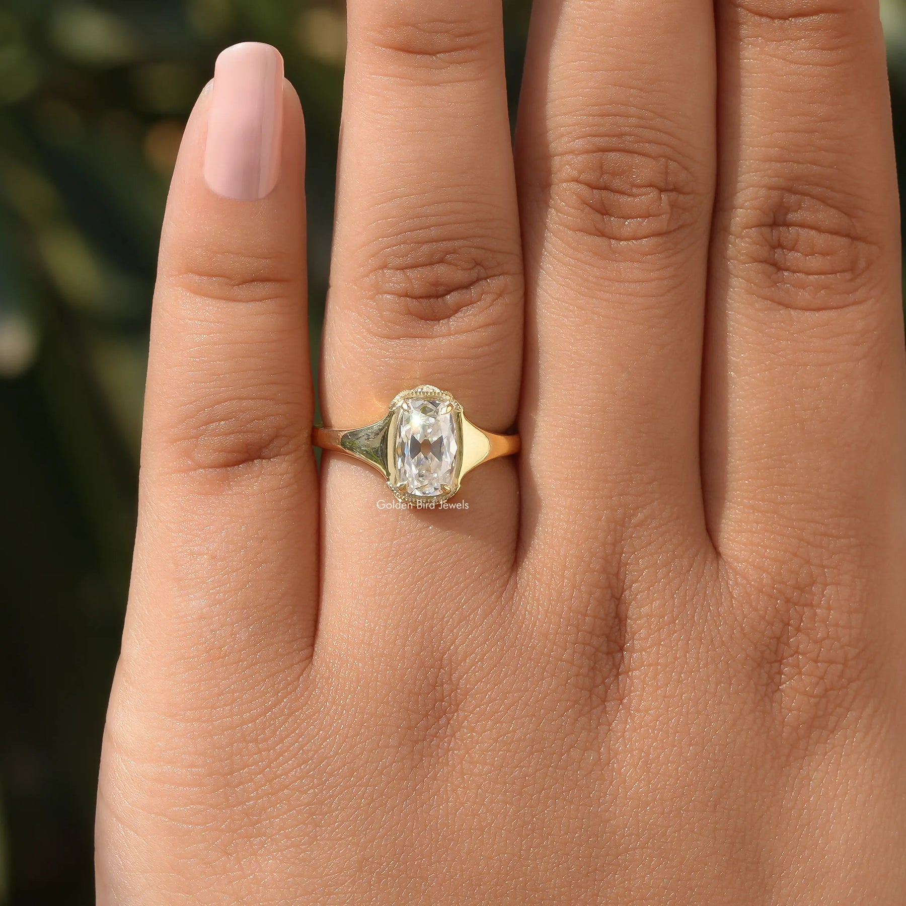 [Moissanite Old Mine Cushion Cut Ring With Round Cut Stones]-[Golden Bird Jewels]