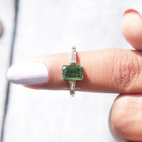 [Emerald Cut Moissanite Prong Setting Ring]-[Golden Bird Jewels]