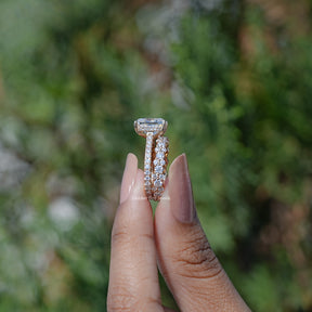 Längliches Moissanit-Ringset im Kissenschliff