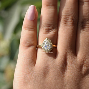 [Moissanite Pear Cut Solitaire Ring]-[Golden Bird Jewels]