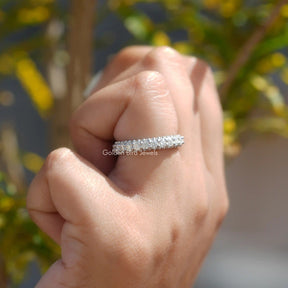 Moissanit-Eternity-Ring im Rundschliff und Pavéfassung