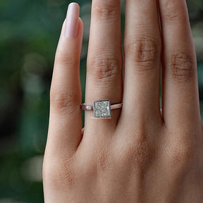 [Colorless Princess Cut Solitaire  Ring]-[Golden Bird Jewels]