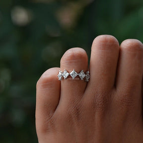 [Moissanite Princess Cut Band]-[Golden Bird Jewels]