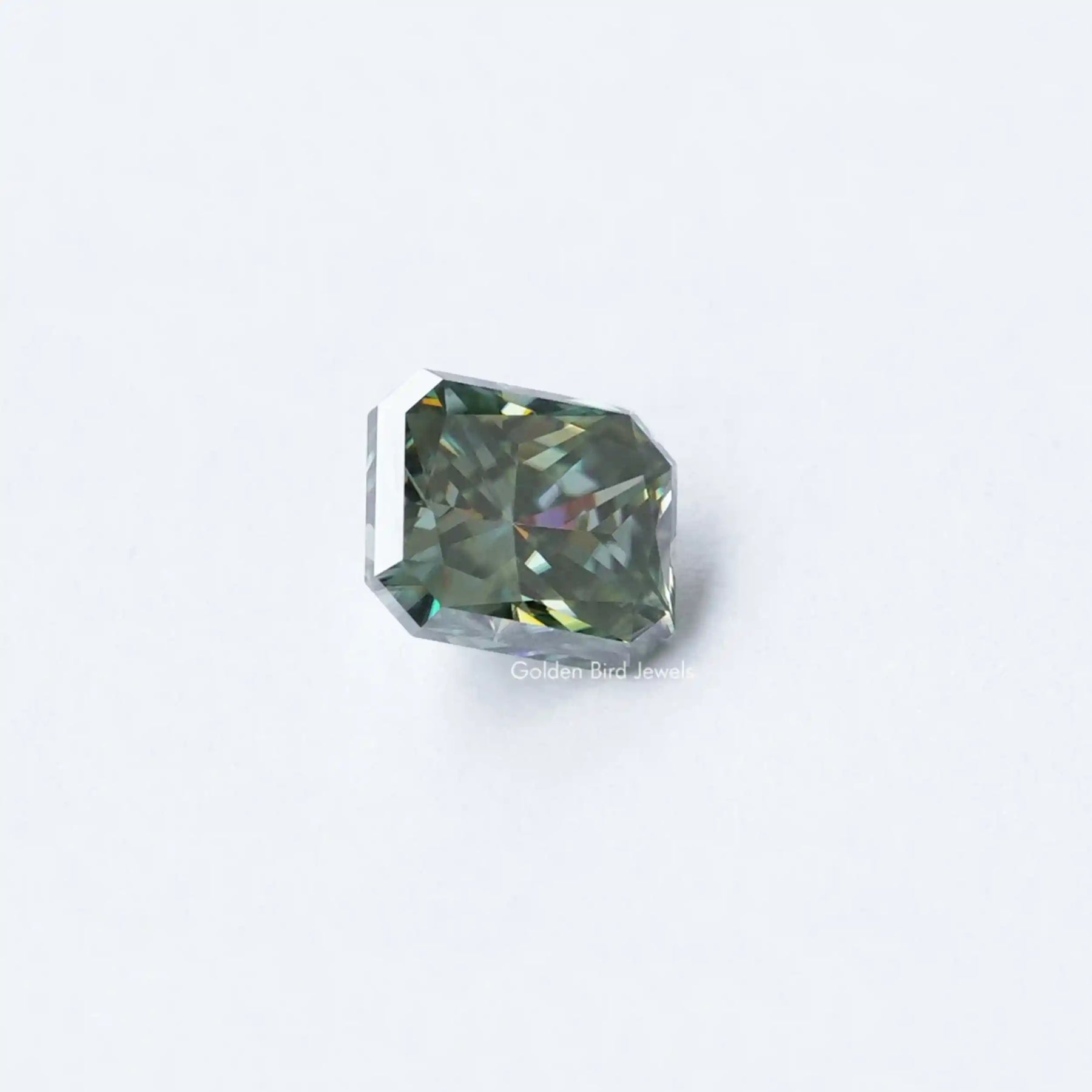 [Top view of radiant cut loose moissanite made of vs clarity]-[Golden Bird Jewels]