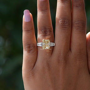 [Moissanite Radiant Cut Three Stone Ring]-[Golden Bird Jewels]