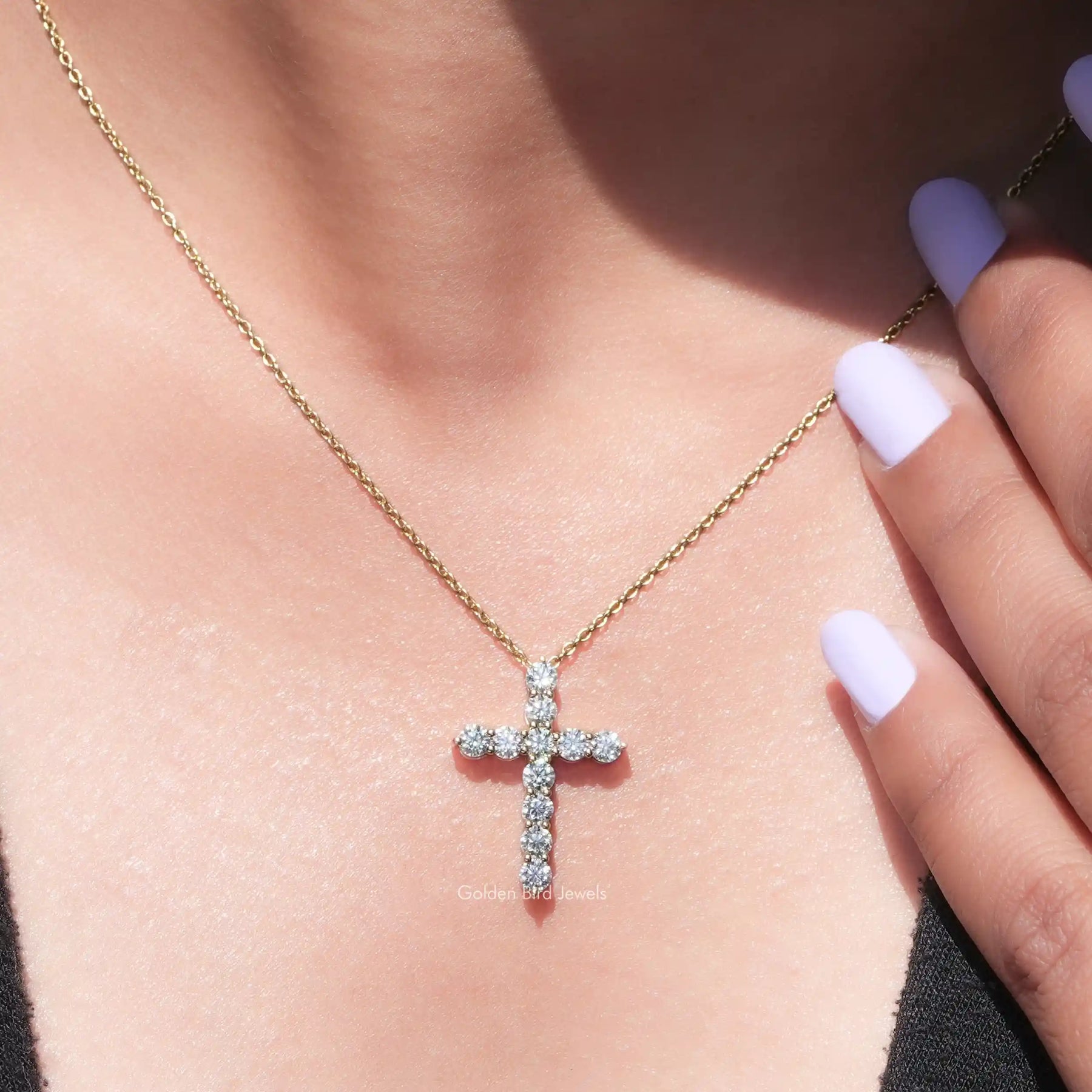 [Moissanite Round Cut Cross Pendant]-[Golden Bird Jewels]