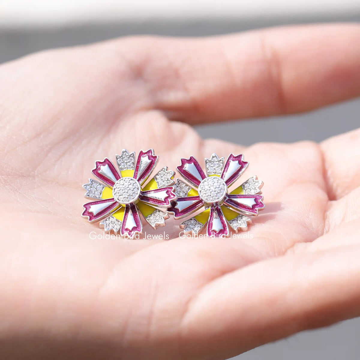 [Colorless Round Cut Moissanite Earrings]-[Golden Bird Jewels]