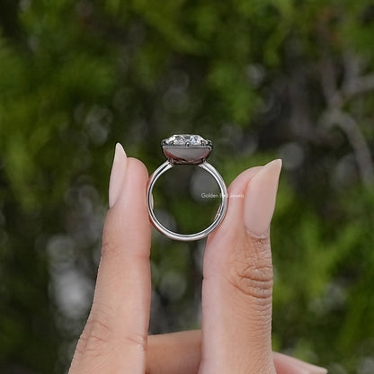 OEC Round Cut Moissanite Solitaire Ring