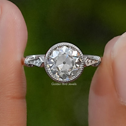 OEC Round Cut Moissanite Miligraine Set Solitaire Ring