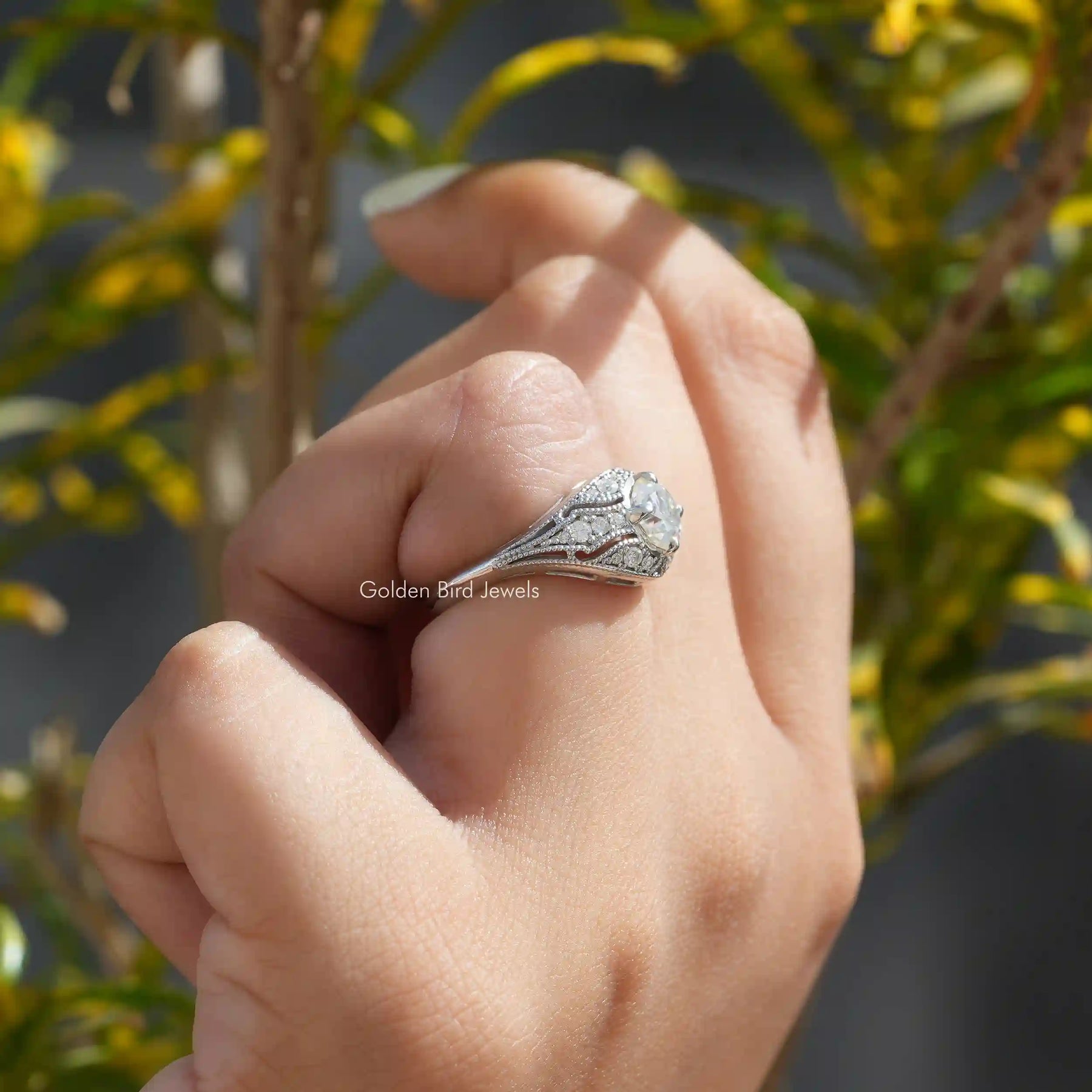 [Art Deco Round Cut Moissanite Ring]-[Golden Bird Jewels]