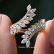 Diamantring zur Hochzeit mit Bypass-Design und Marquise-Schliff