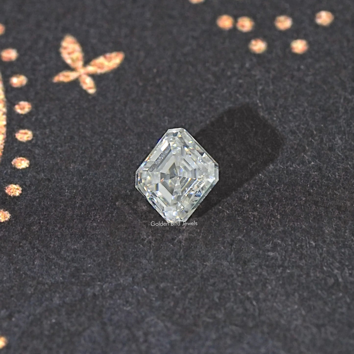 2,85 Karat Off White Asscher Moissanit loser Stein