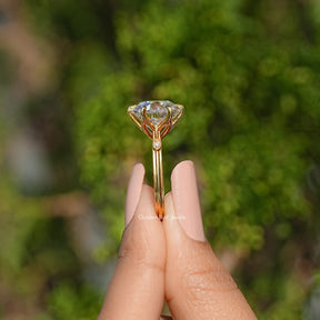 Alter europäischer Rundschliff Moissanit-Ring