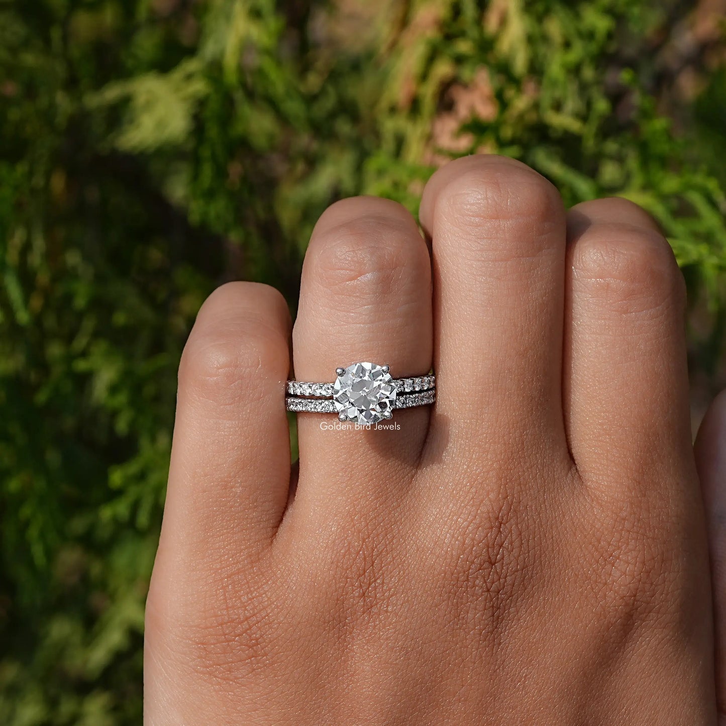 Detailed view of Lab Diamond Round Cut Ring