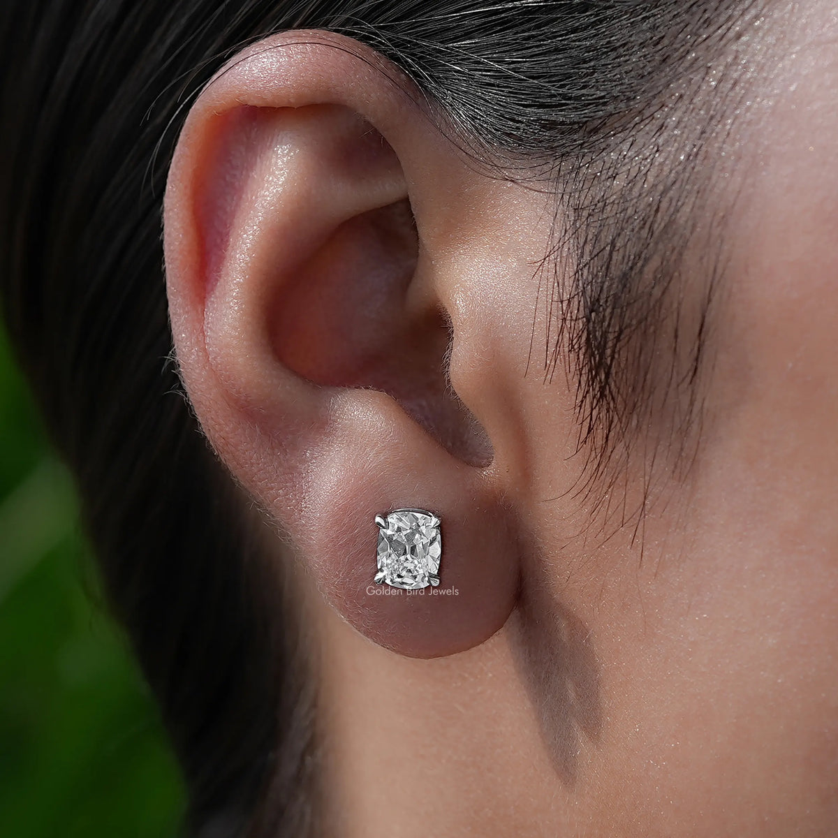 colorless 0.50 ctw cushion cut lab diamond earrings 