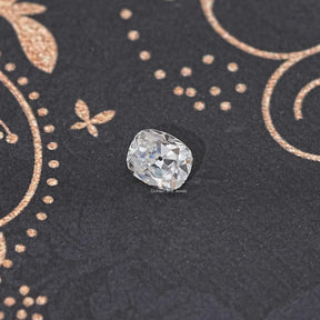 1,22 Karat alter, kissenförmiger, loser Stein aus der Mine
