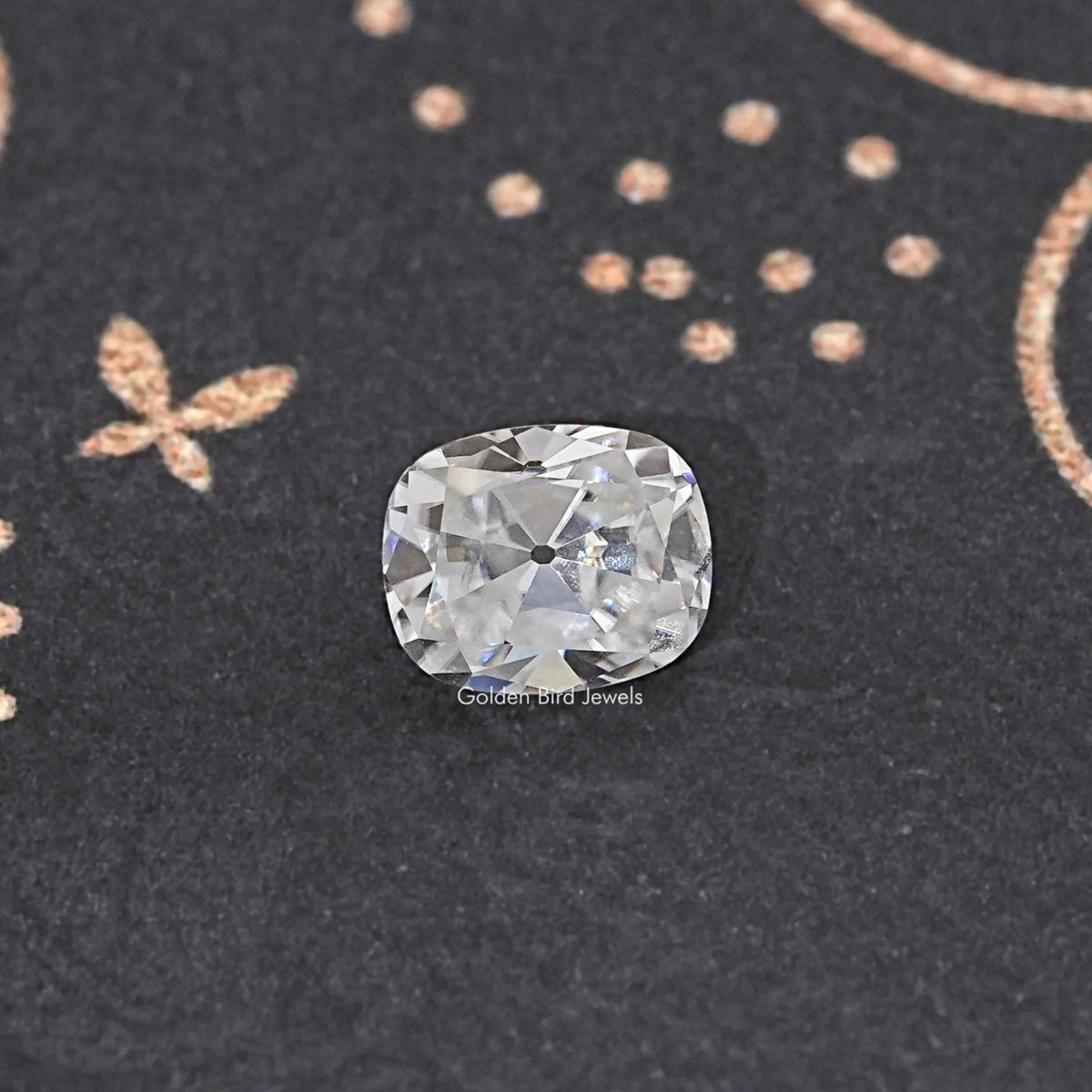 1,22 Karat alter, kissenförmiger, loser Stein aus der Mine