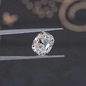 1,22 Karat alter, kissenförmiger, loser Stein aus der Mine
