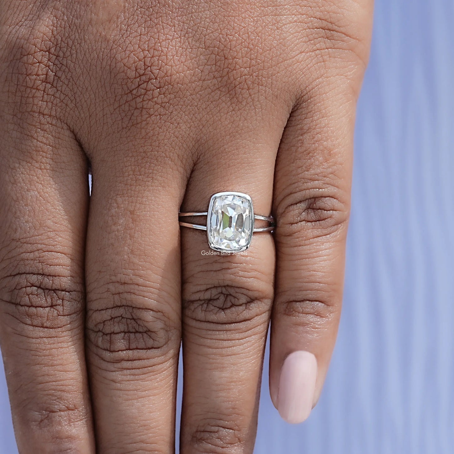 Full view of moissanite Ring in unique shape 
