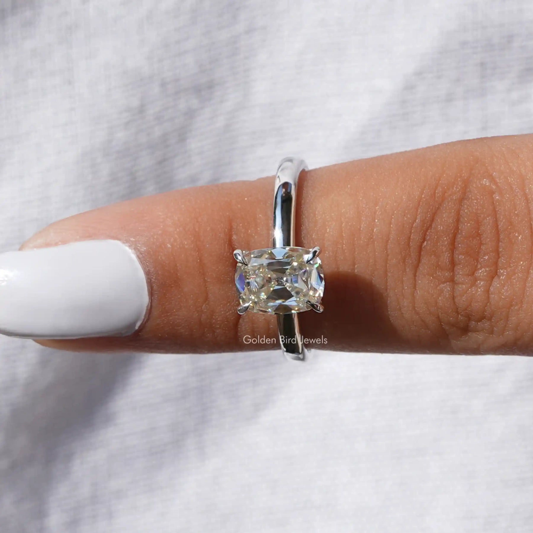 [Prong Setting Cushion Cut Moissanite Ring]-[Golden Bird Jewels]