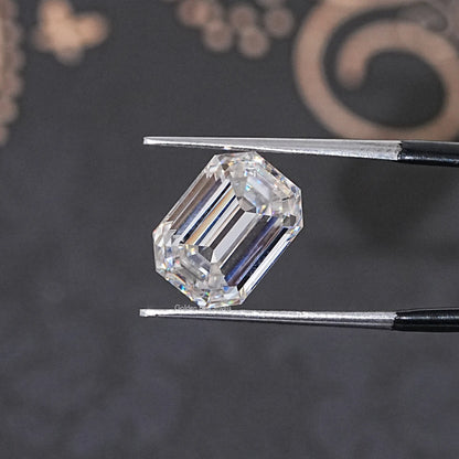 Cross View Of Emerald Cut Loose Moissanite
