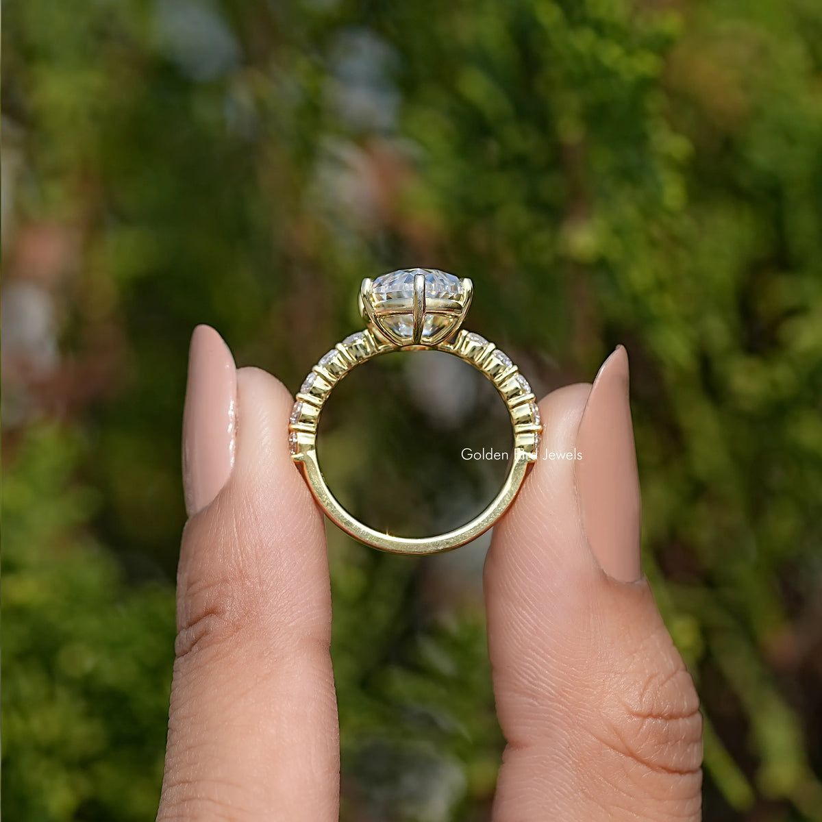 Moissanite Old Mine Moval Accent Stone Ring