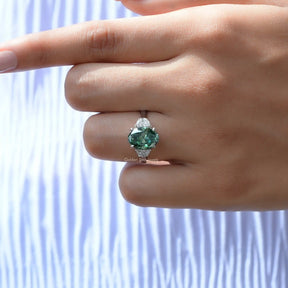 [Dark Green Old Mine Moissanite Ring]-[Golden Bird Jewels]