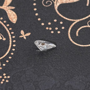 4,25 ct Old Mine Birnenschliff loser Moissanit