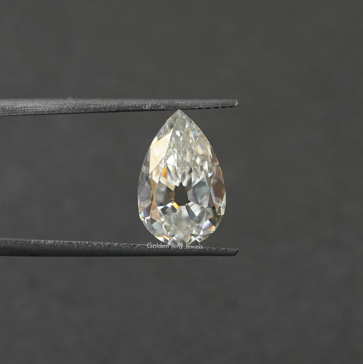 [Old mine pear cut loose moissanite]-[Golden Bird Jewels]