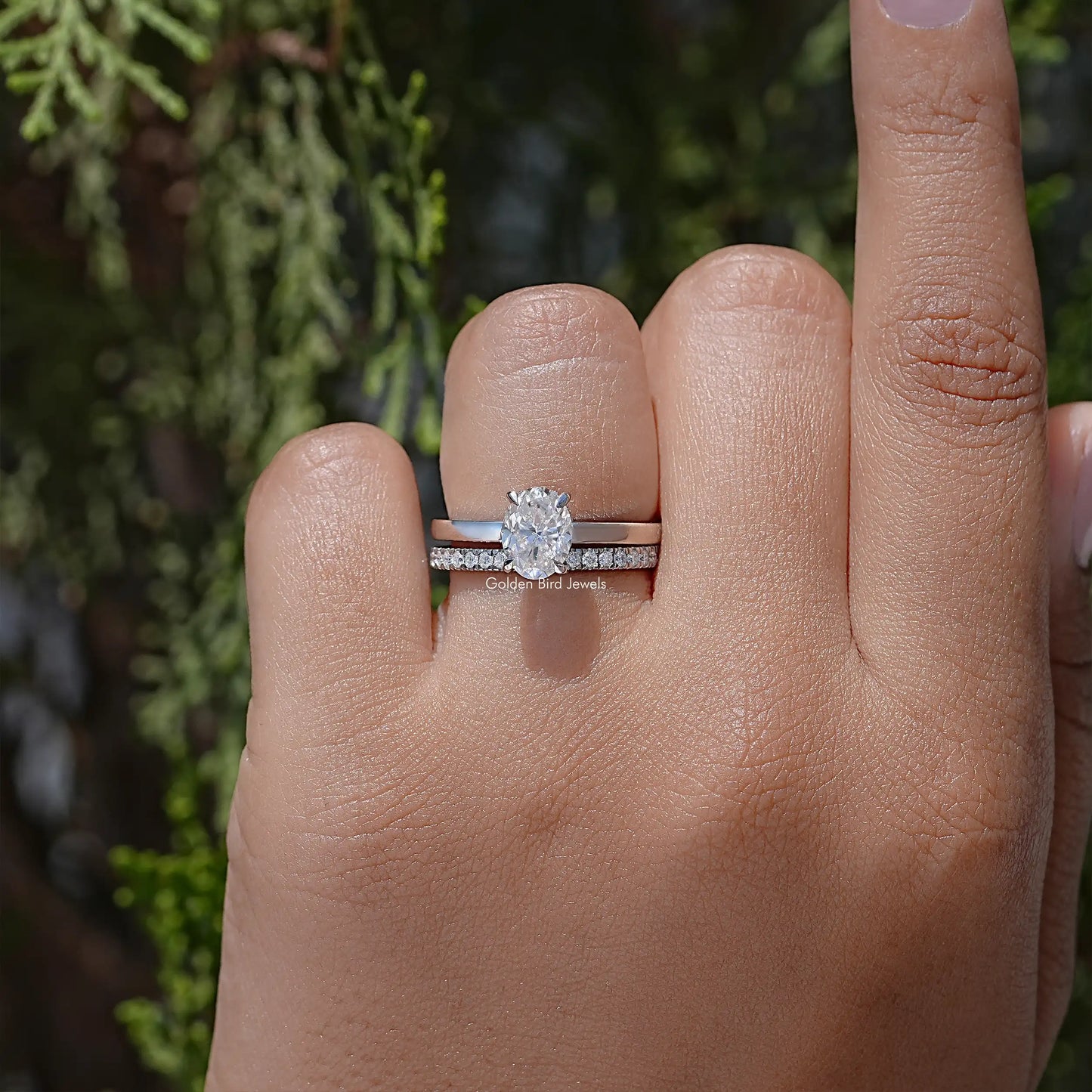 Brautring-Set mit ovalem Diamantschliff