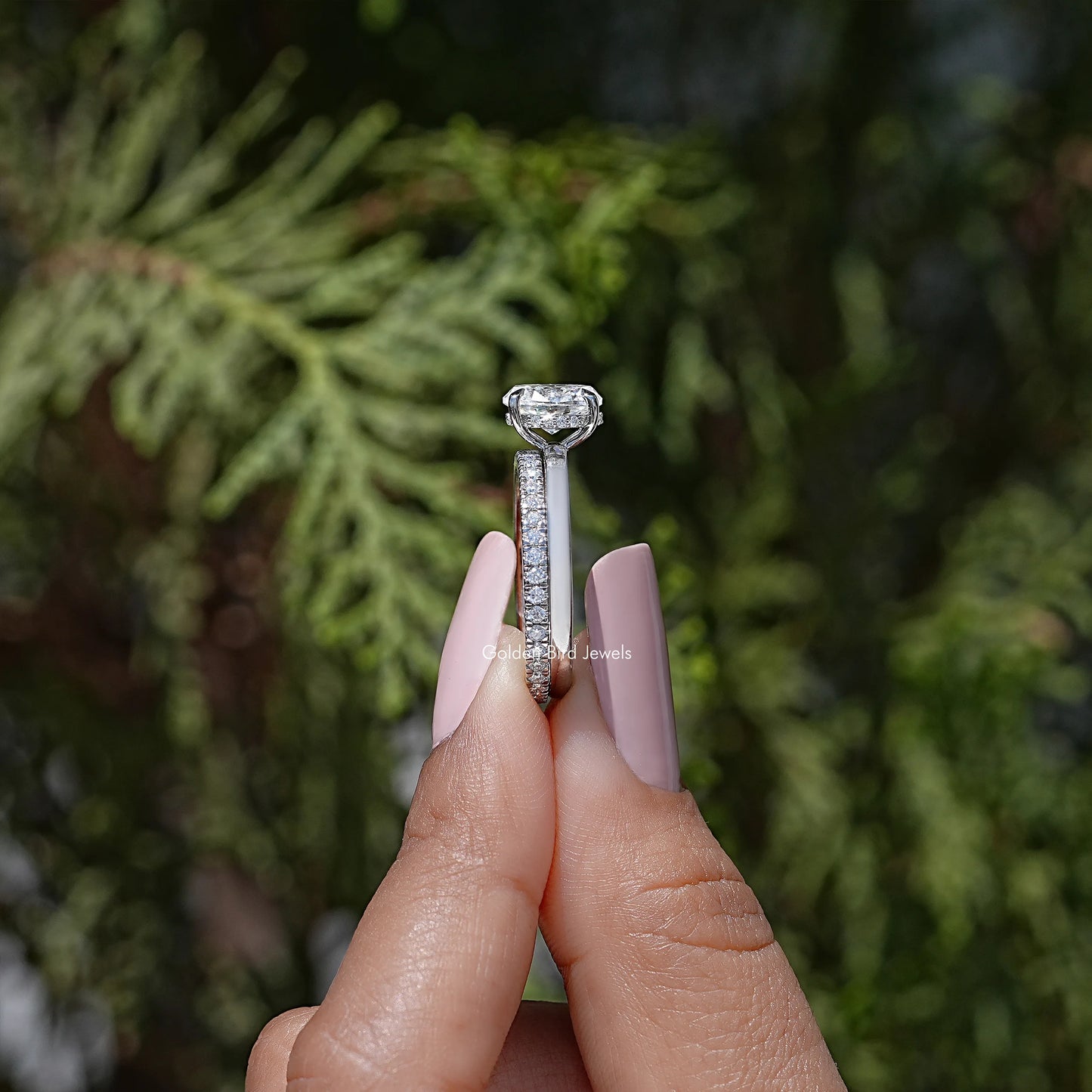 Brautring-Set mit ovalem Diamantschliff