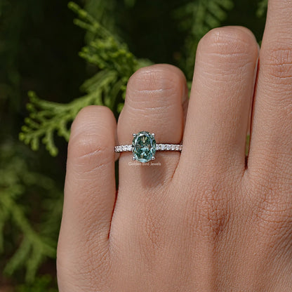 Oval Cut Moissanite Gemstone Solitaire Accent Ring