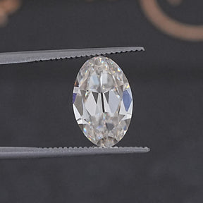 2,50 Karat Old Mine Ovalschliff Moissanit loser Stein