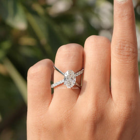 [Split Shank Oval Cut Moissanite Engagement Ring]-[Golden Bird Jewels]