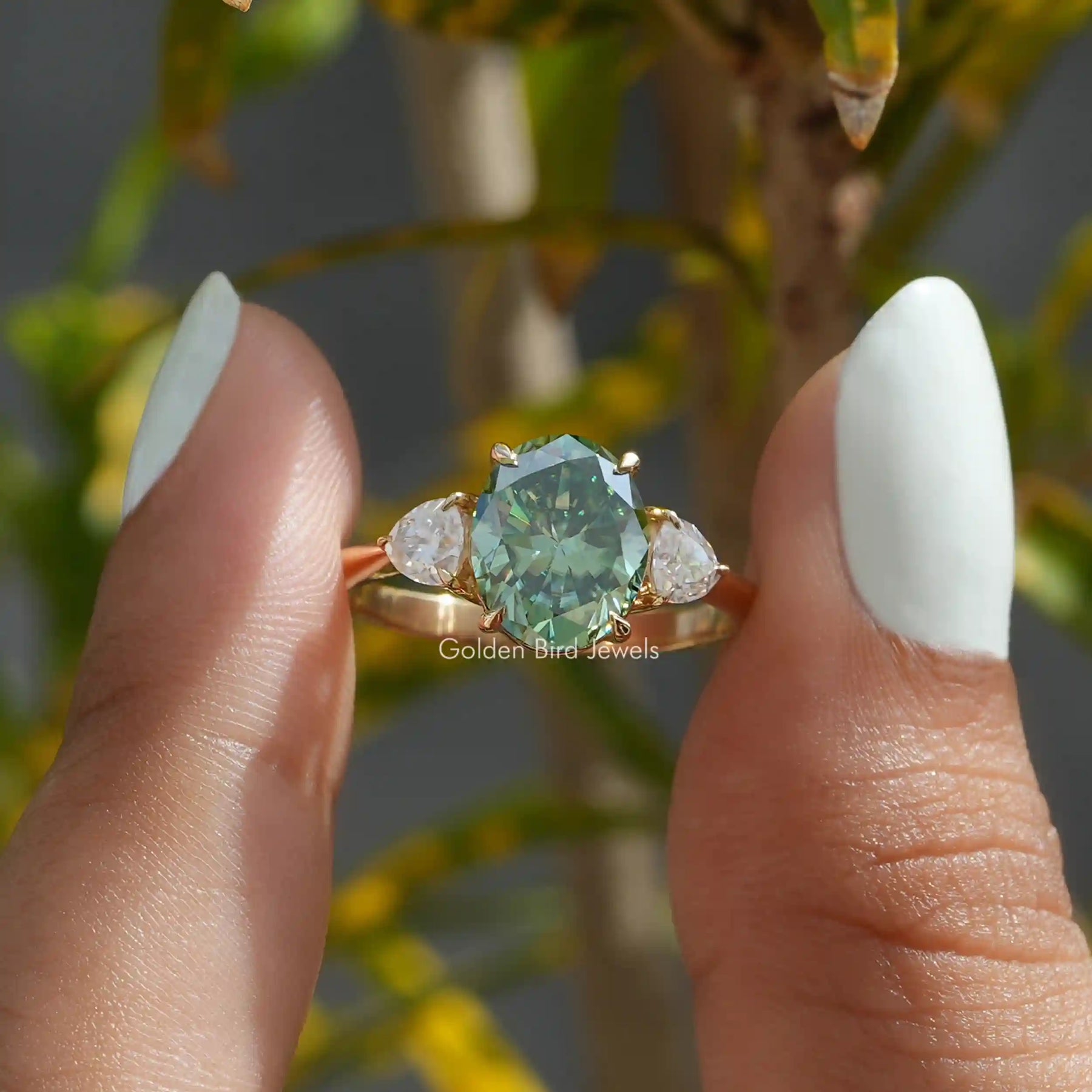 [Oval Cut Three Stone Moissanite Ring]-[Golden Bird Jewels]