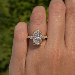 Oval Cut Moissanite Cluster Engagement Ring