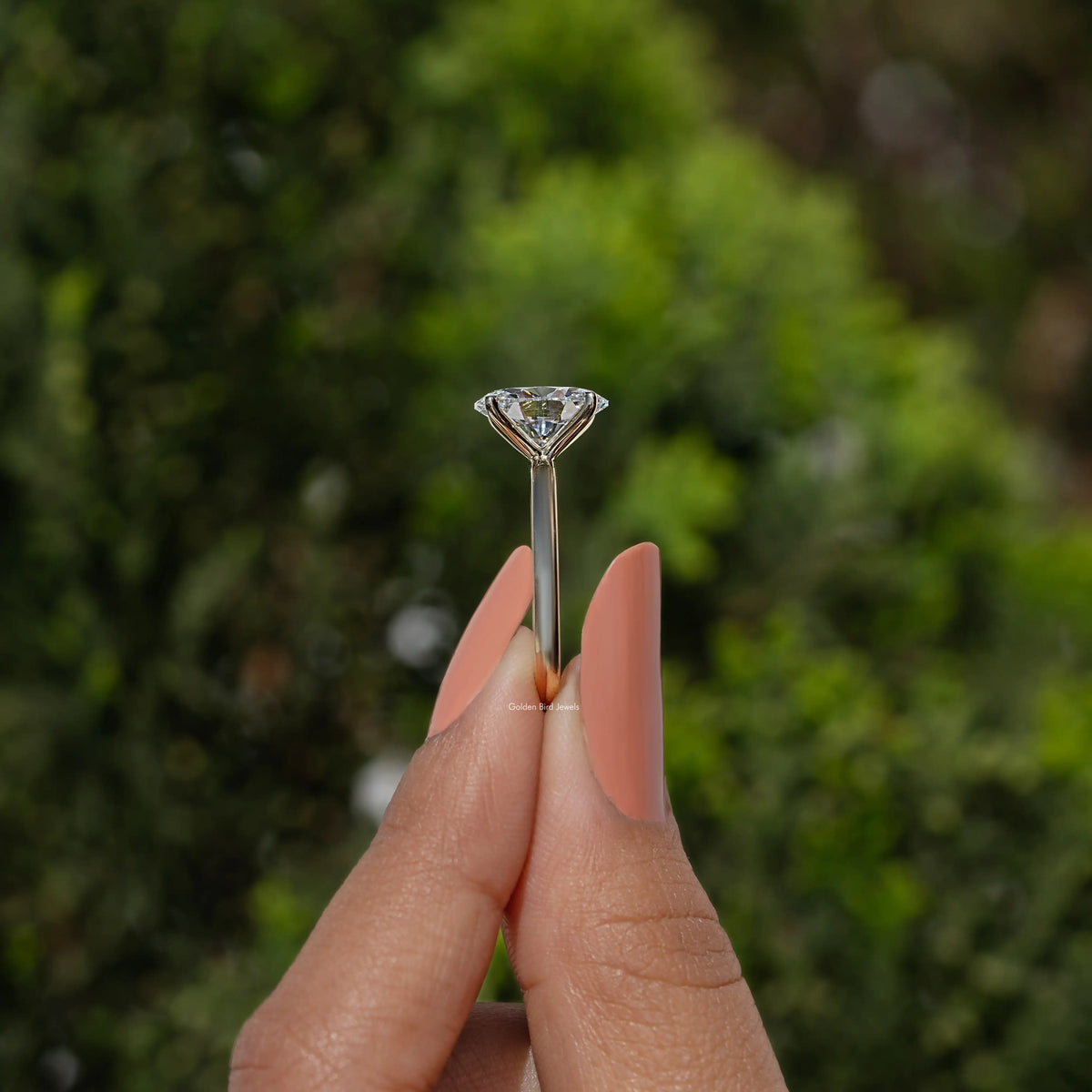 Ovaler Labordiamant Solitär-Verlobungsring