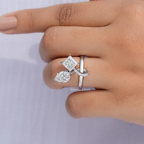 Pear And Princess Cut Moissanite Toi Moi Ring