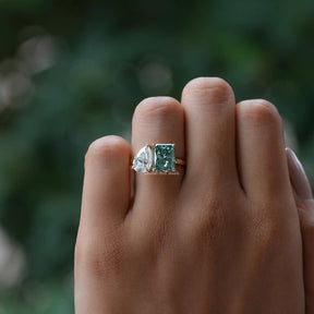 Pear And Radiant Cut Moissanite Toi Et Moi Ring