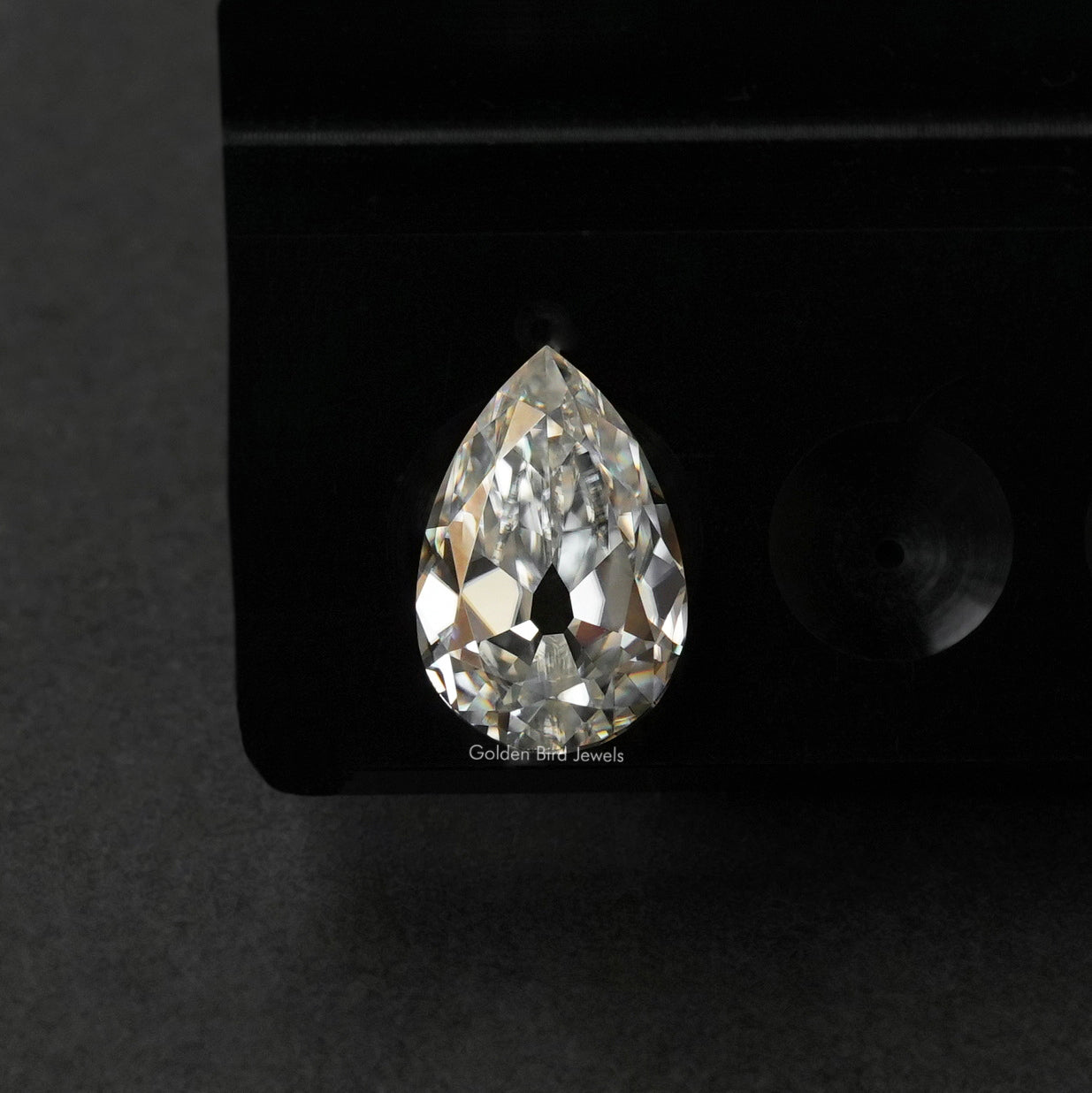 [Moissanite Old Mine Loose Stone]-[Golden Bird Jewels]