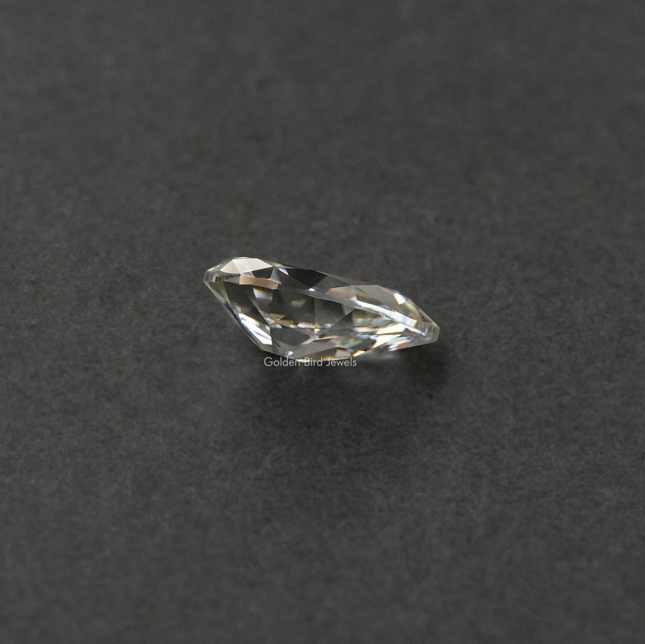 [Colorless Pear Shaped Loose Moissanite Stone]-[Golden Bird Jewels]