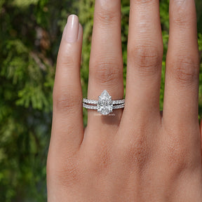 Pear Shaped Lab Grown Diamond Wedding Ring