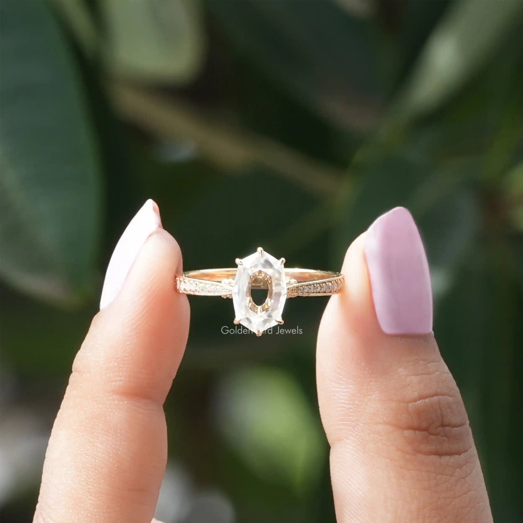 [Portrait hexagon cut moissanite ring made of round cut side stones]-[Golden Bird Jewels]