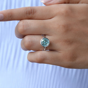 Detailed View Of Round Cut Moissanite Solitaire Ring